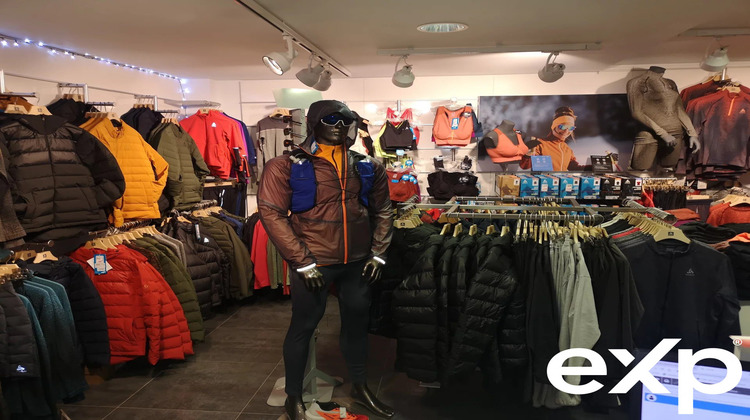 Ma-Cabane - Vente Boutique Saint-Chaffrey, 95 m²