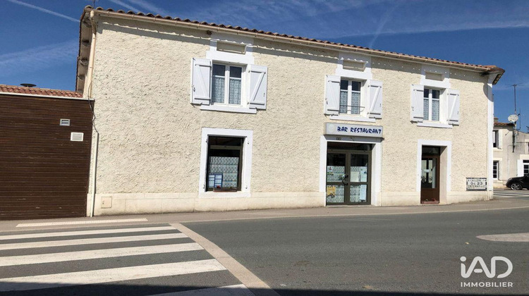 Ma-Cabane - Vente Boutique Saint-Cyr-des-Gâts, 400 m²