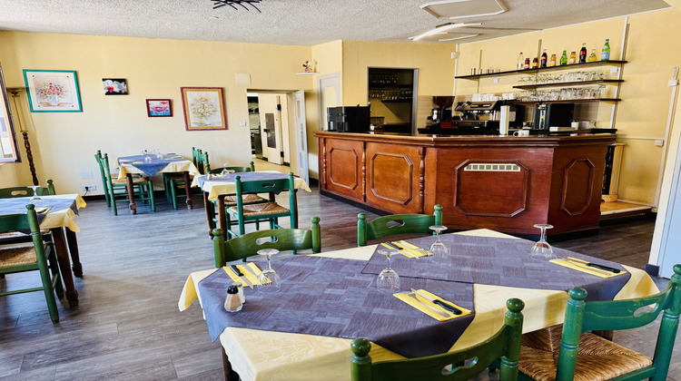 Ma-Cabane - Vente Boutique Saint-Denis-de-l'Hôtel, 400 m²