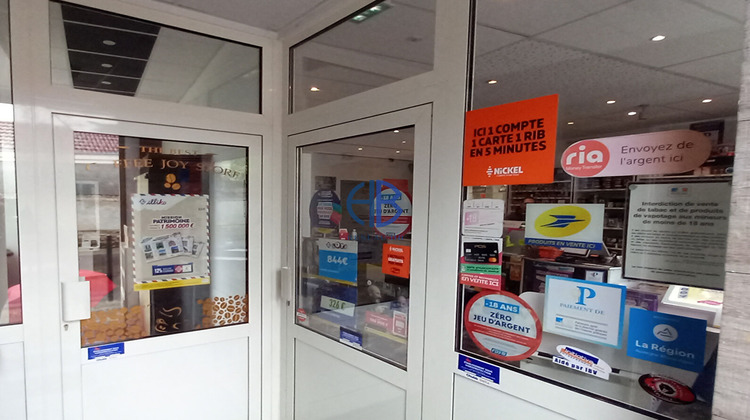 Ma-Cabane - Vente Boutique SAINT-ETIENNE-DE-SAINT-GEOIRS, 53 m²