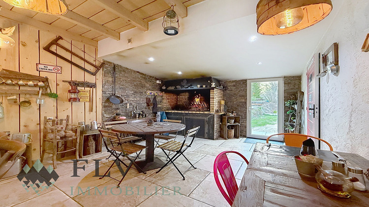 Ma-Cabane - Vente Boutique SAINT-ETIENNE-DE-TINEE, 100 m²