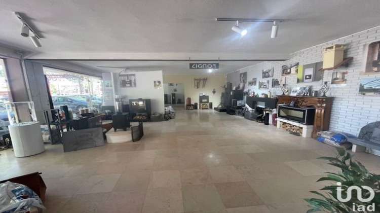 Ma-Cabane - Vente Boutique Saint-Fargeau-Ponthierry, 229 m²