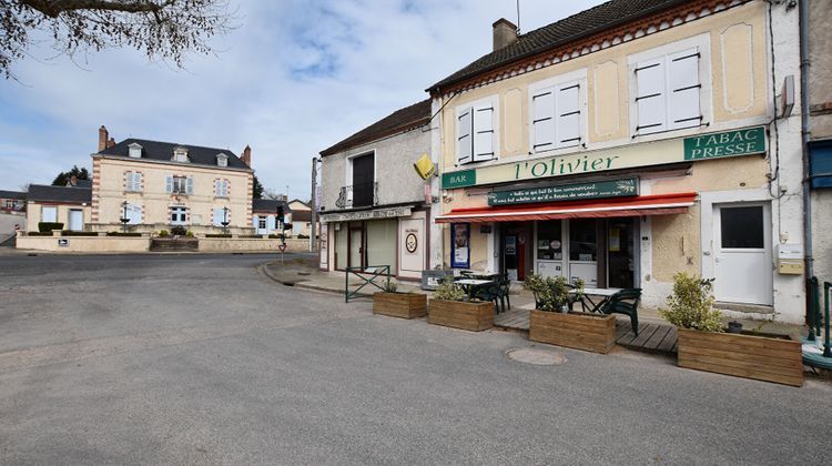 Ma-Cabane - Vente Boutique SAINT-GERAND-LE-PUY, 70 m²