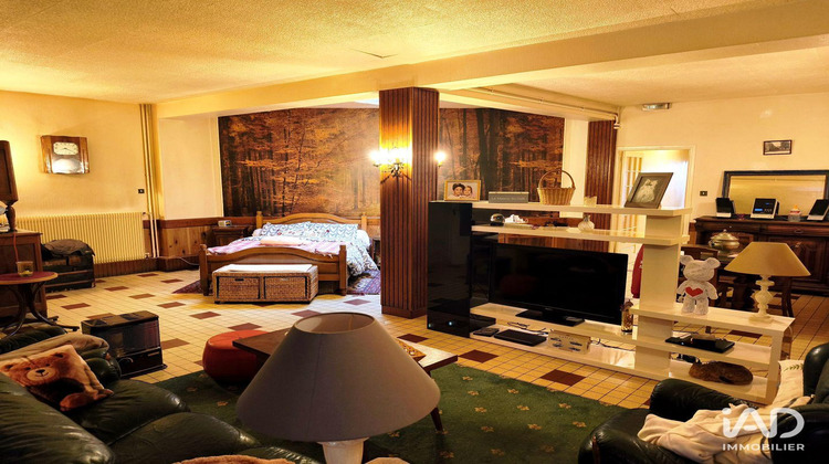 Ma-Cabane - Vente Boutique Saint-Germain-Lembron, 580 m²