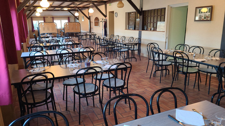 Ma-Cabane - Vente Boutique SAINT-GERVAIS-LA-FORET, 300 m²