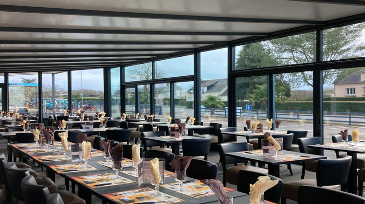 Ma-Cabane - Vente Boutique SAINT HILAIRE DU HARCOUET, 1600 m²