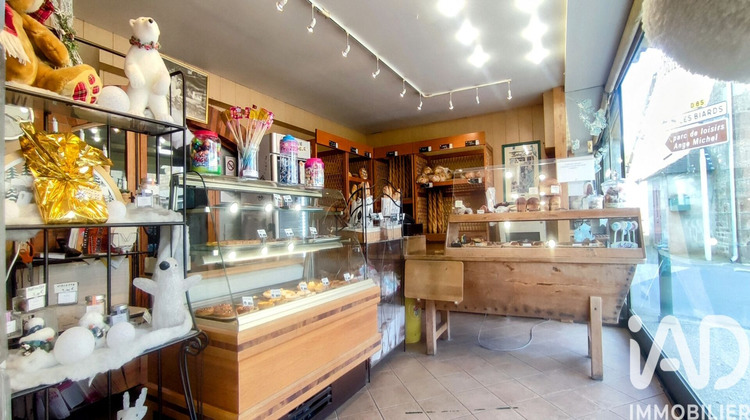 Ma-Cabane - Vente Boutique Saint-Hilaire-du-Harcouët, 200 m²