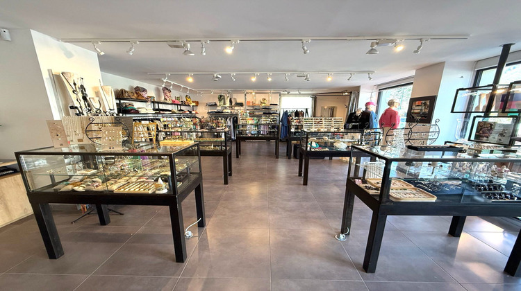 Ma-Cabane - Vente Boutique Saint-Ismier, 60 m²