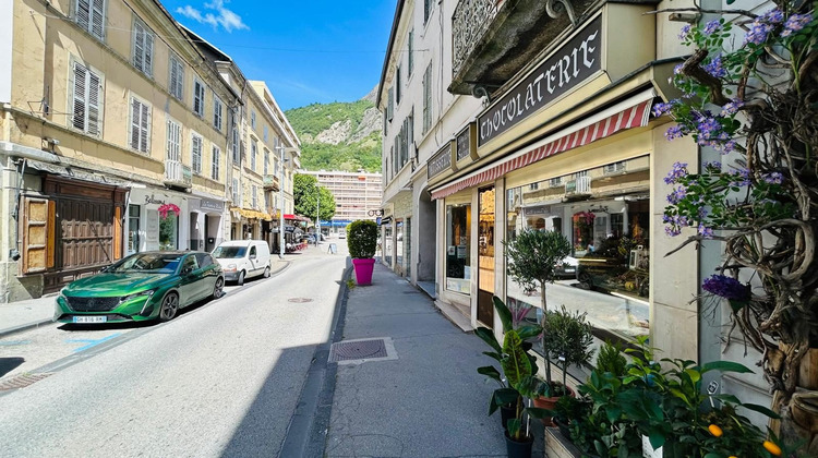 Ma-Cabane - Vente Boutique Saint-Jean-de-Maurienne, 80 m²