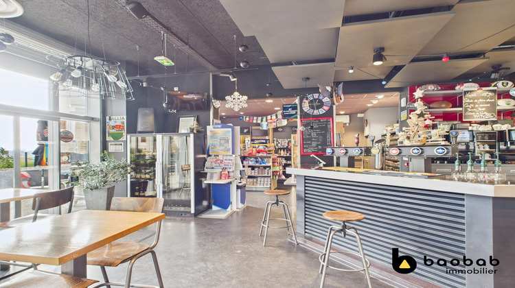 Ma-Cabane - Vente Boutique Saint-Jeoire-Prieuré, 200 m²