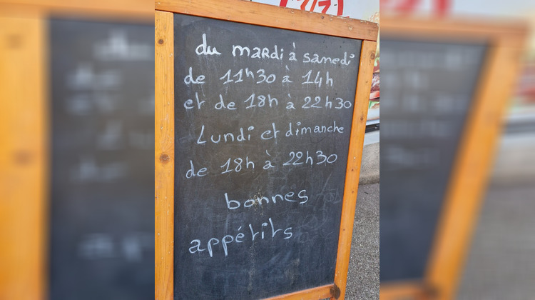 Ma-Cabane - Vente Boutique Saint-Junien, 200 m²