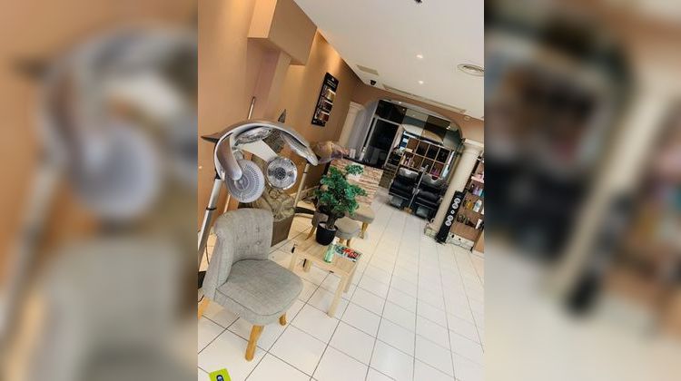 Ma-Cabane - Vente Boutique Saint-Laurent-du-Var, 70 m²