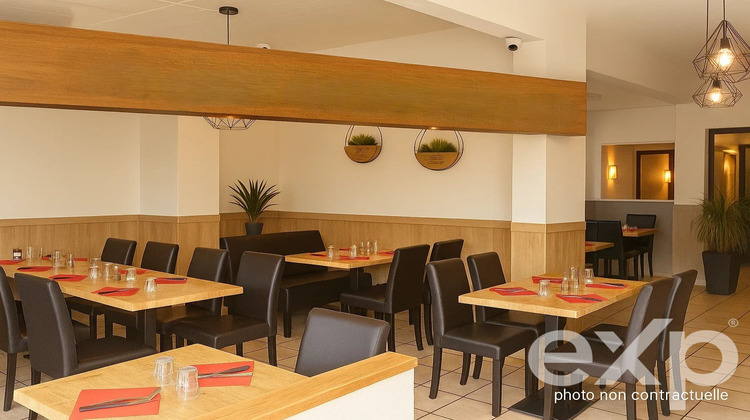 Ma-Cabane - Vente Boutique Saint-Laurent-du-Var, 150 m²