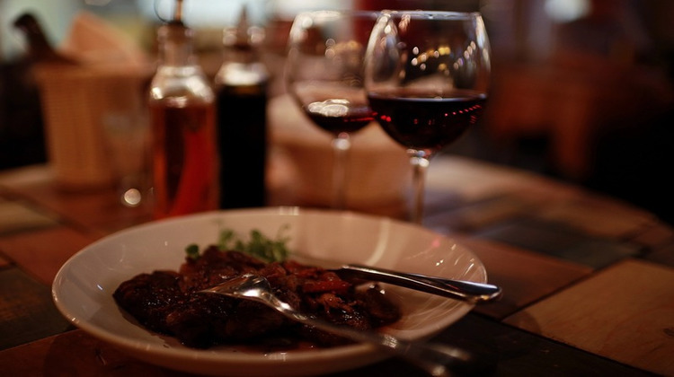 Ma-Cabane - Vente Boutique SAINT LAURENT DU VAR, 96 m²