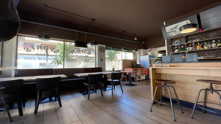Ma-Cabane - Vente Boutique SAINT LAURENT DU VAR, 120 m²