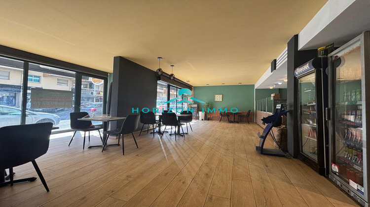 Ma-Cabane - Vente Boutique Saint-Laurent-du-Var, 170 m²