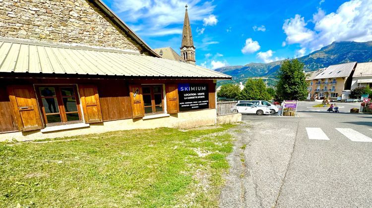 Ma-Cabane - Vente Boutique Saint-Léger-les-Mélèzes, 160 m²