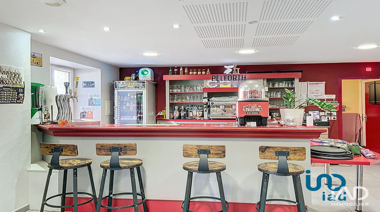 Ma-Cabane - Vente Boutique Saint-Maixent-de-Beugné, 200 m²