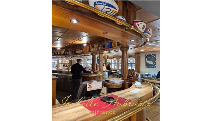 Ma-Cabane - Vente Boutique SAINT MARCELLIN, 250 m²