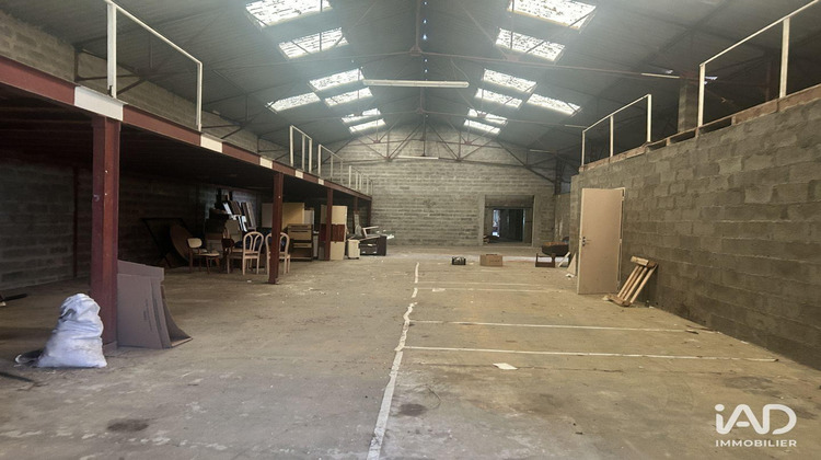 Ma-Cabane - Vente Boutique Saint-Médard-de-Guizières, 2000 m²