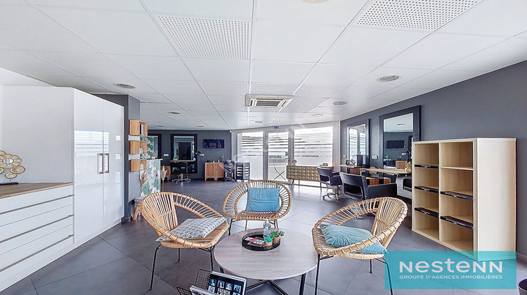 Ma-Cabane - Vente Boutique SAINT-MITRE-LES-REMPARTS, 62 m²