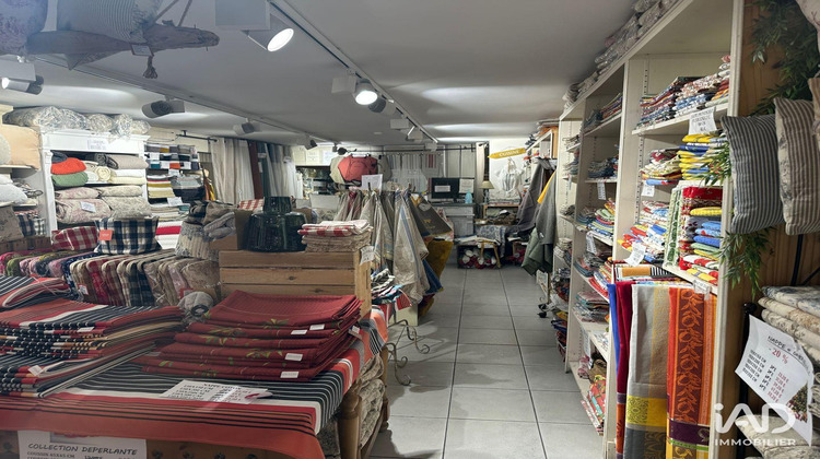 Ma-Cabane - Vente Boutique Saint-Rémy-de-Provence, 75 m²