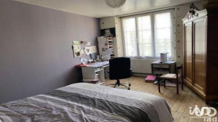 Ma-Cabane - Vente Boutique Saint-Rémy-du-Val, 177 m²