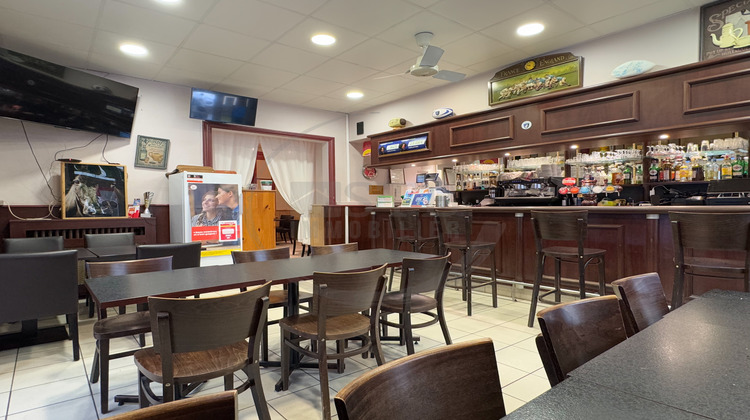 Ma-Cabane - Vente Boutique Saint-Sauveur-de-Montagut, 100 m²