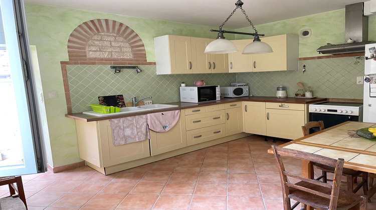 Ma-Cabane - Vente Boutique Saint-Savinien, 189 m²