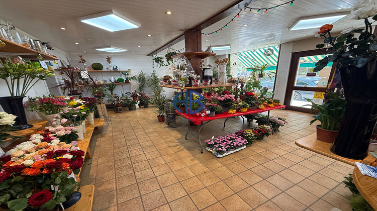 Ma-Cabane - Vente Boutique SAINT-SIMEON-DE-BRESSIEUX, 97 m²