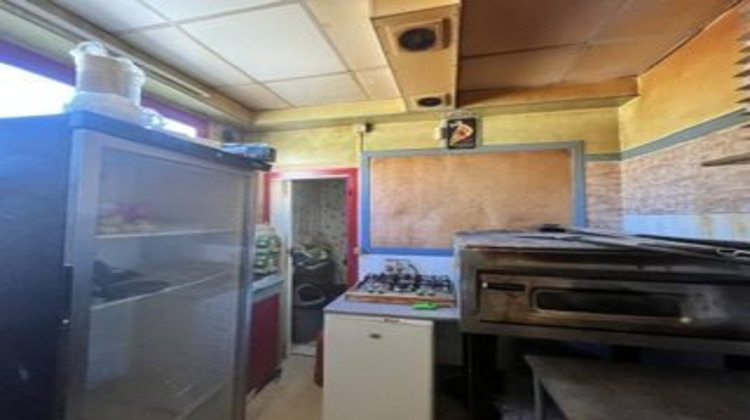 Ma-Cabane - Vente Boutique Saint-Yrieix-la-Perche, 17 m²