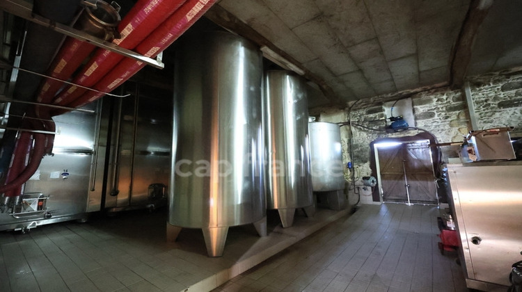 Ma-Cabane - Vente Boutique SAINT YZANS DE MEDOC, 1143 m²