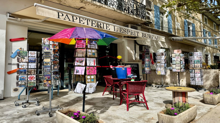 Ma-Cabane - Vente Boutique Sainte-Cécile-les-Vignes, 62 m²