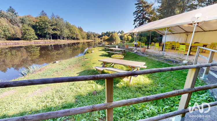 Ma-Cabane - Vente Boutique Sainte-Fortunade, 560 m²