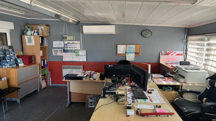 Ma-Cabane - Vente Boutique Sainte-Radegonde, 260 m²