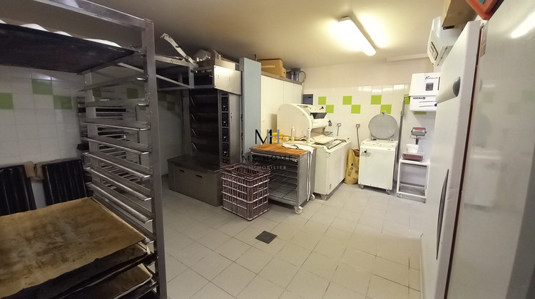 Ma-Cabane - Vente Boutique Sainte-Scolasse-sur-Sarthe, 105 m²
