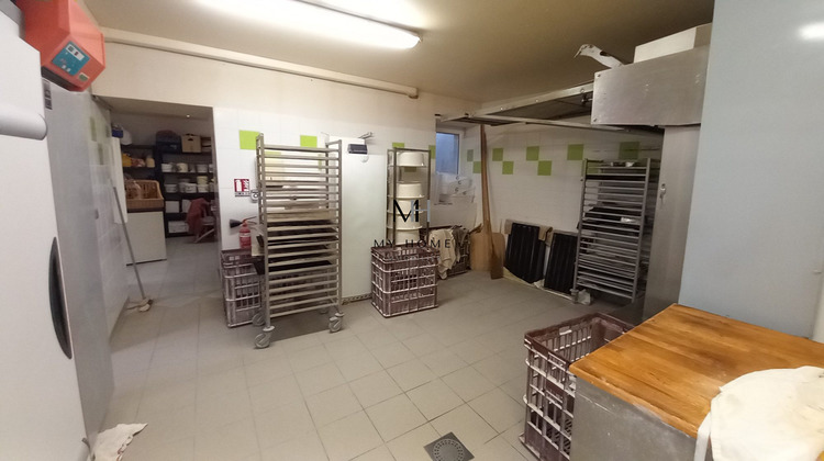 Ma-Cabane - Vente Boutique Sainte-Scolasse-sur-Sarthe, 105 m²