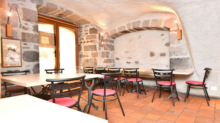 Ma-Cabane - Vente Boutique Salers, 65 m²
