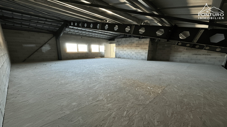 Ma-Cabane - Vente Boutique Sanssac-l'Église, 300 m²