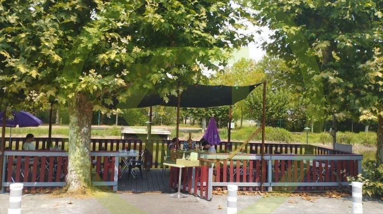 Ma-Cabane - Vente Boutique SAUJON, 200 m²