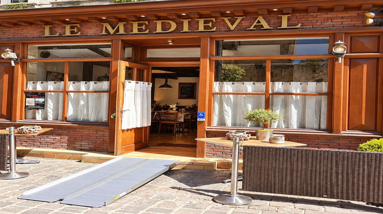 Ma-Cabane - Vente Boutique Sedan, 100 m²