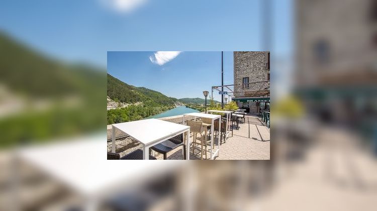 Ma-Cabane - Vente Boutique Sisteron, 869 m²