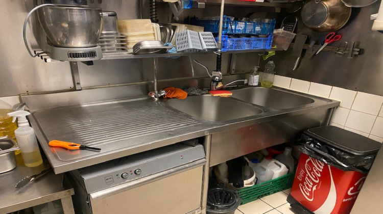 Ma-Cabane - Vente Boutique Six-Fours-les-Plages, 60 m²