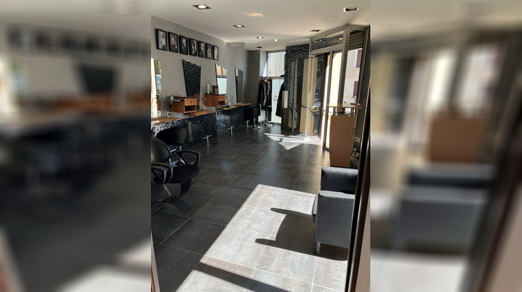 Ma-Cabane - Vente Boutique STAINS, 38 m²