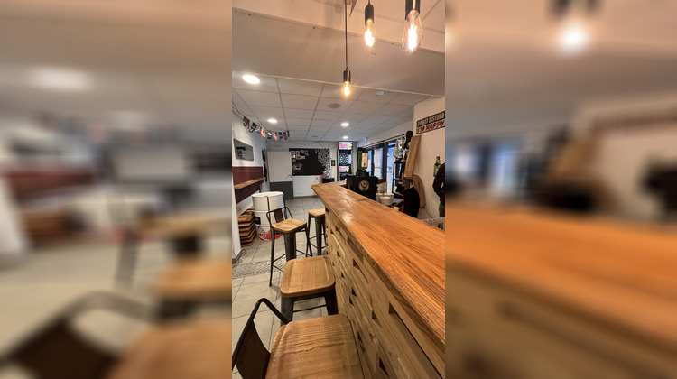 Ma-Cabane - Vente Boutique Sulniac, 90 m²