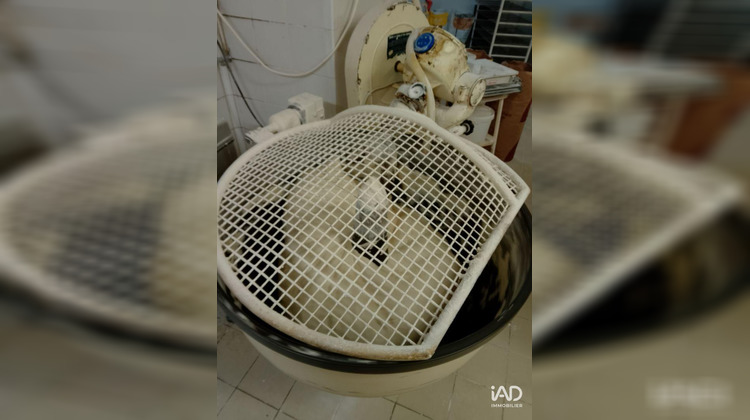 Ma-Cabane - Vente Boutique Talairan, 140 m²