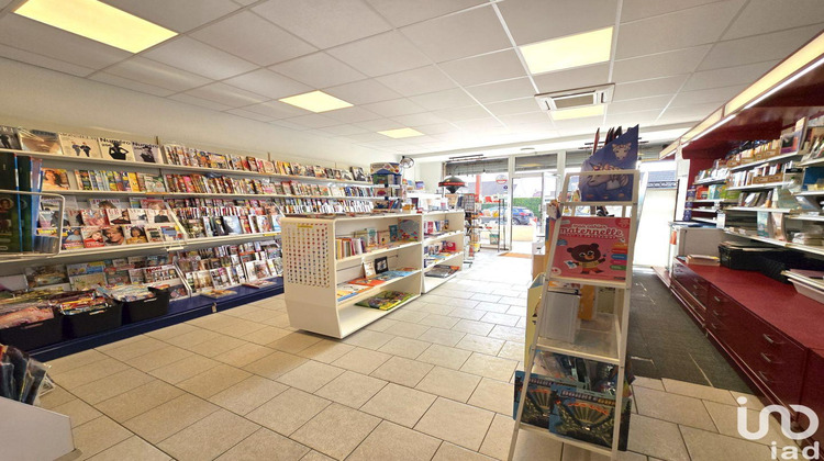 Ma-Cabane - Vente Boutique Triel-sur-Seine, 56 m²