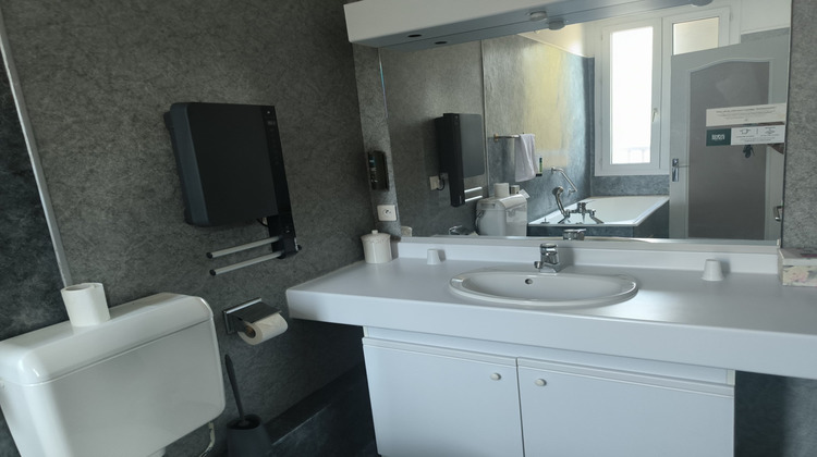 Ma-Cabane - Vente Boutique UZERCHE, 1500 m²