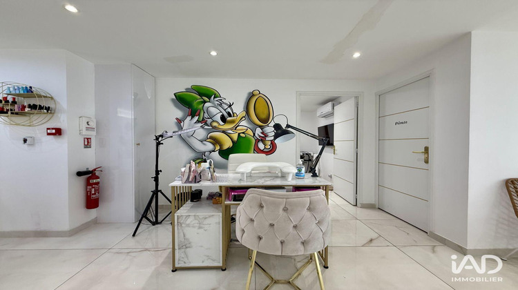 Ma-Cabane - Vente Boutique Vaujours, 71 m²