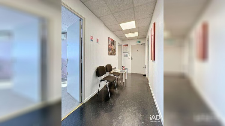 Ma-Cabane - Vente Boutique Venelles, 180 m²